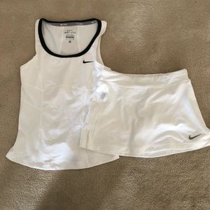 Nike girls white tennis outfit tank skort xs/s